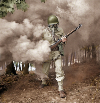 Illustration for article titled Iconic Black and White Photographs, Colorized